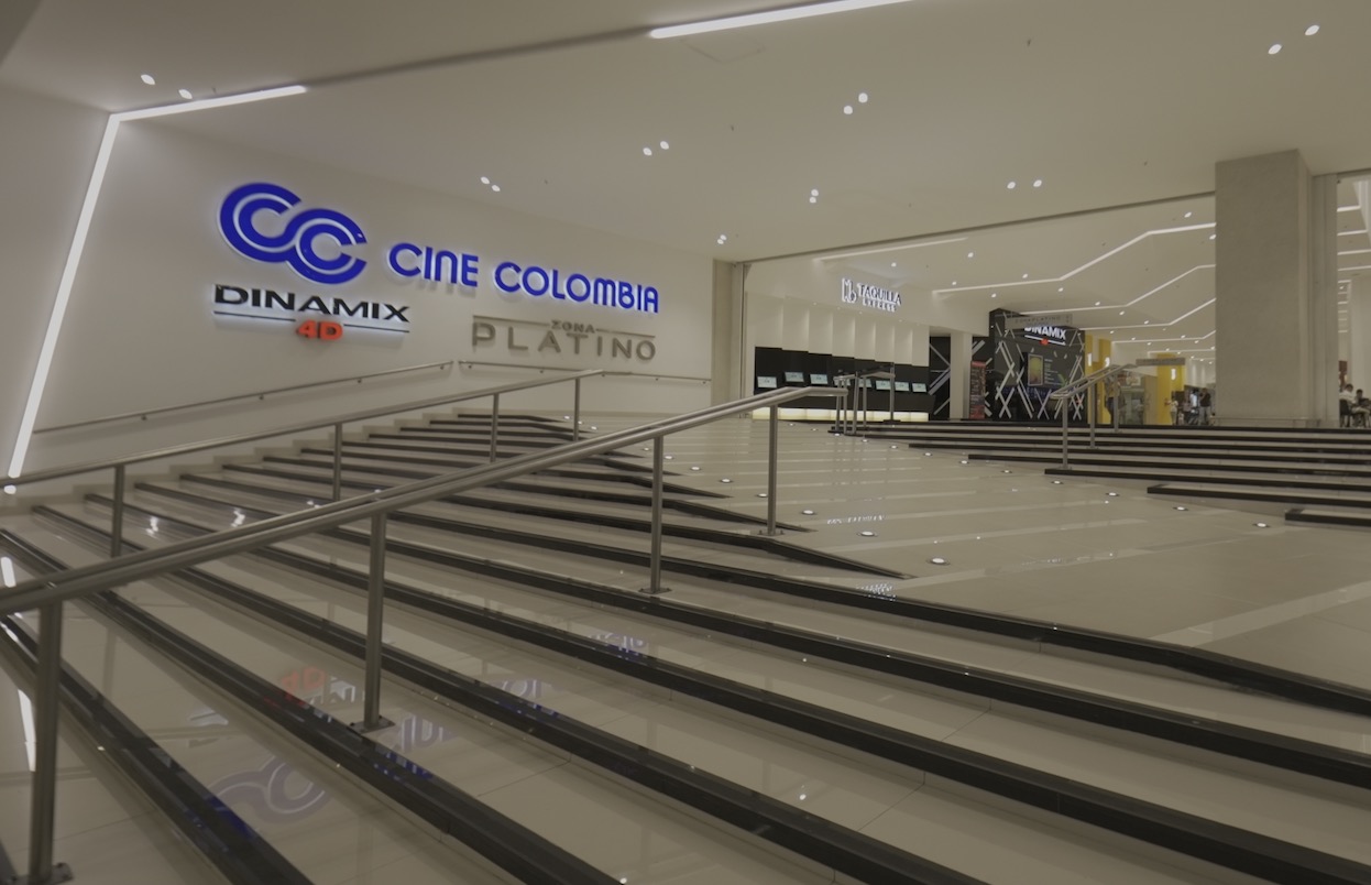 Cine colombia viva envigado